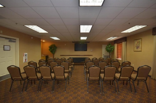 Holiday Inn Express Las Vegas-Nellis image 16