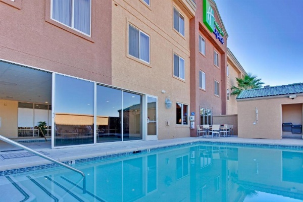 Holiday Inn Express Las Vegas-Nellis image 18